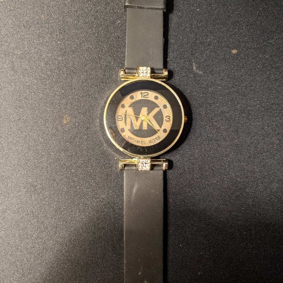 Michael Kors watch - Picture 1 of 3